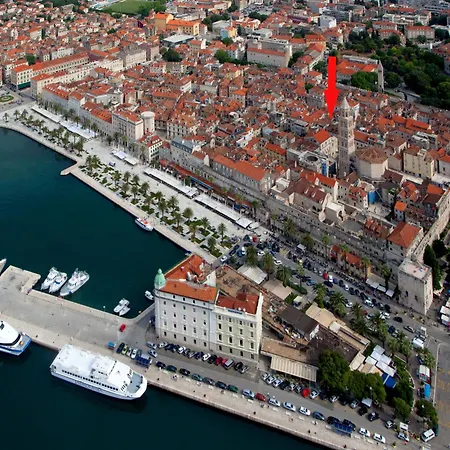 Palace Luxury Pensión Split