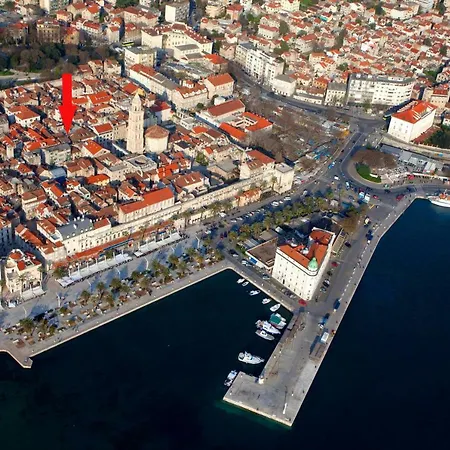 بيت ضيافة Palace Luxury